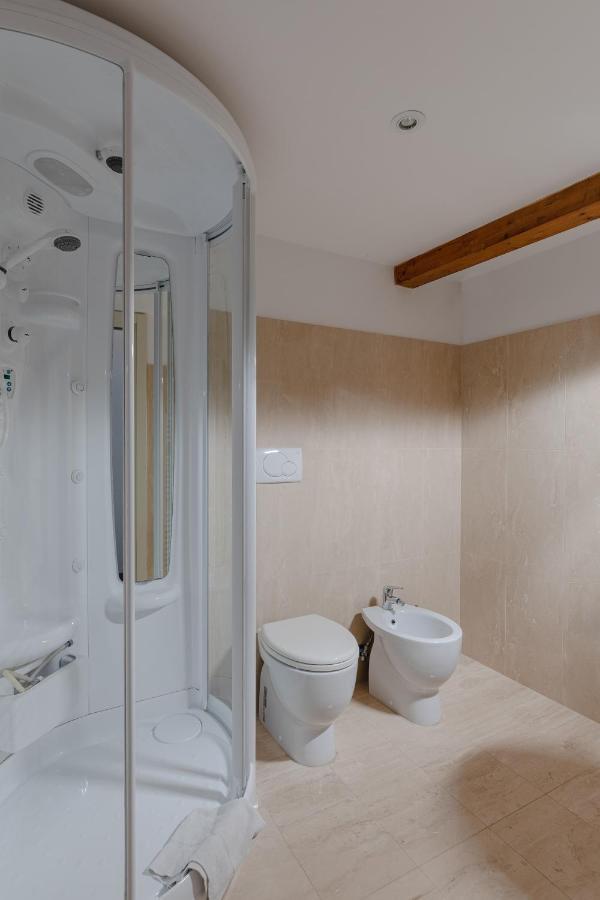 Aparthotel Torre Capranica Roma Exterior foto